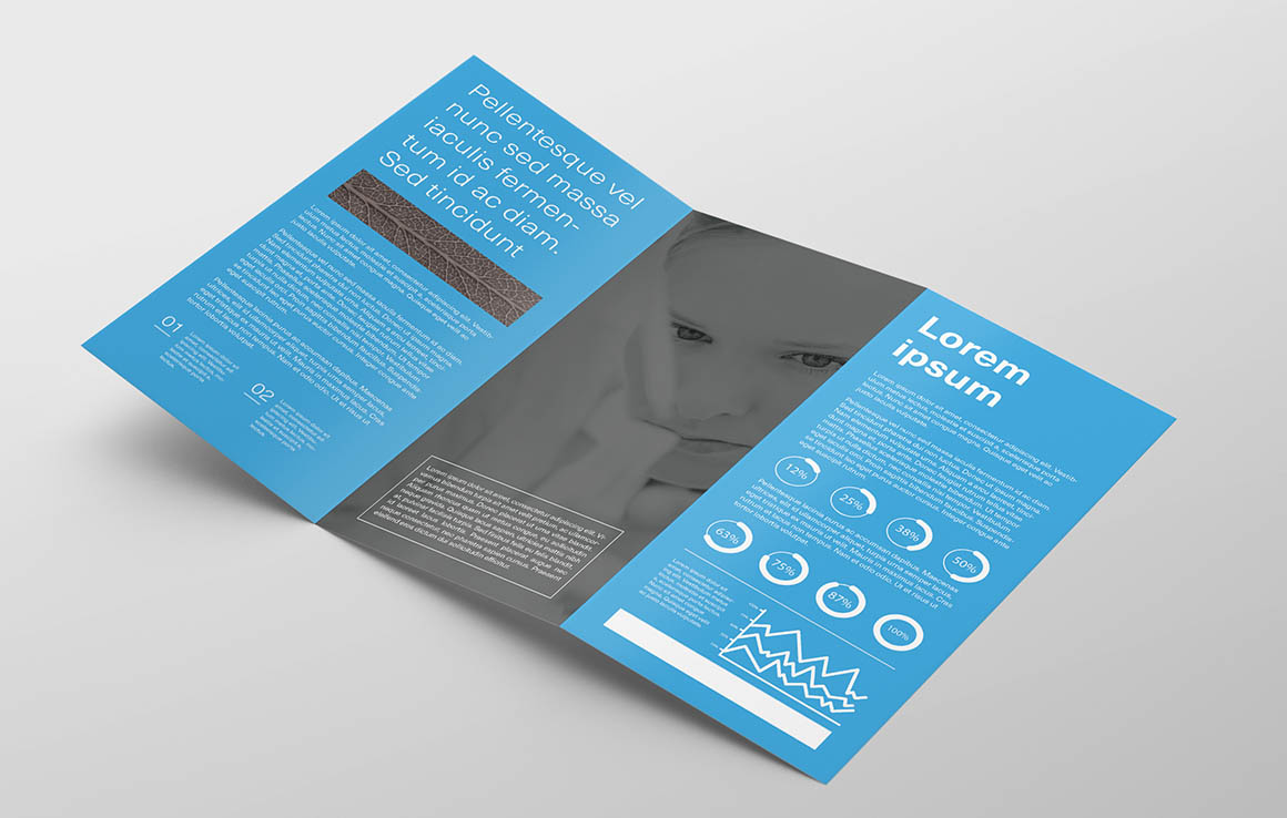 3 Tri-Fold Flyer Mock-ups 三折页贴