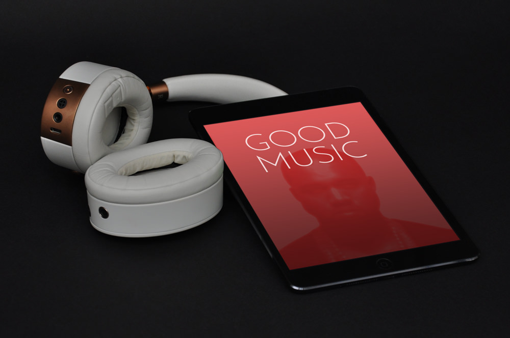 音乐主题耳机ipad电脑显示设备贴图PSD样机模型Good