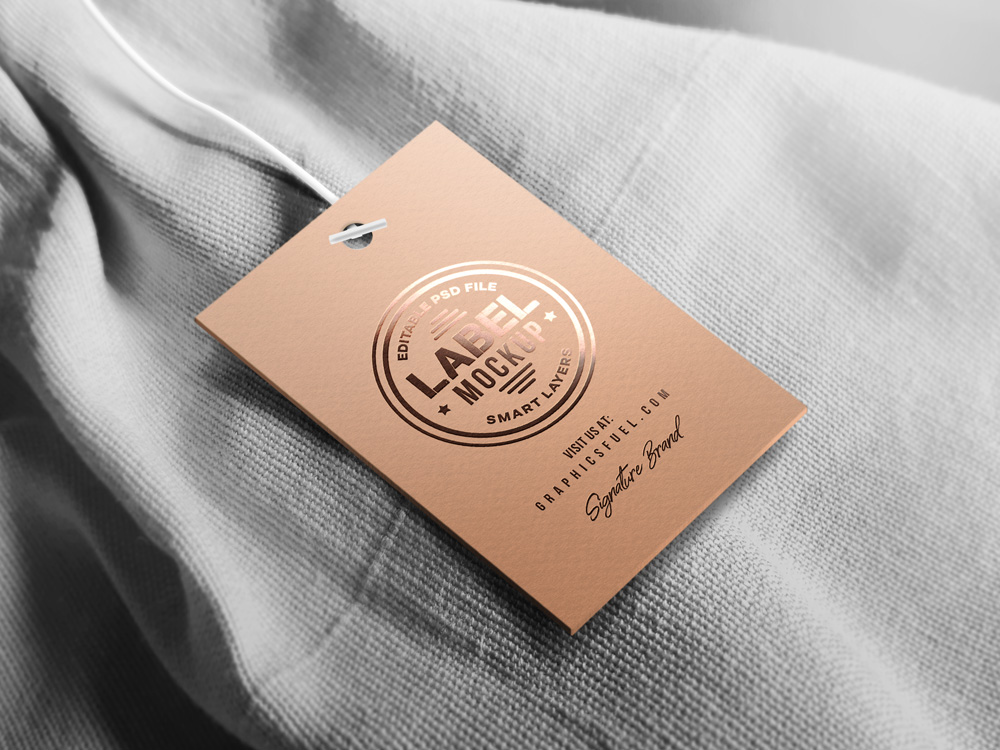 服装标签PSD贴图展示样机模版 Clothing Tag L