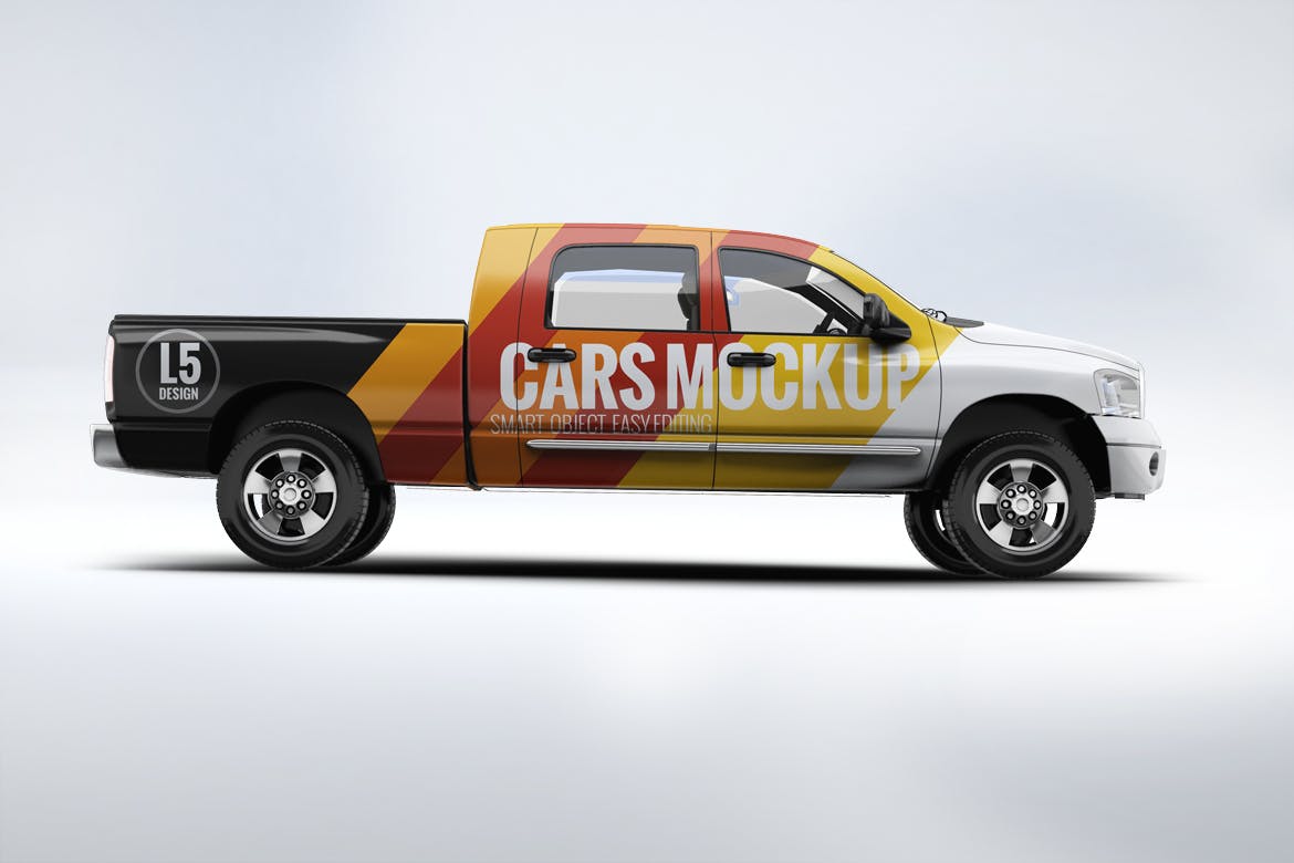 皮卡卡车SUV房地产车体广告VI样机展示模型mockups