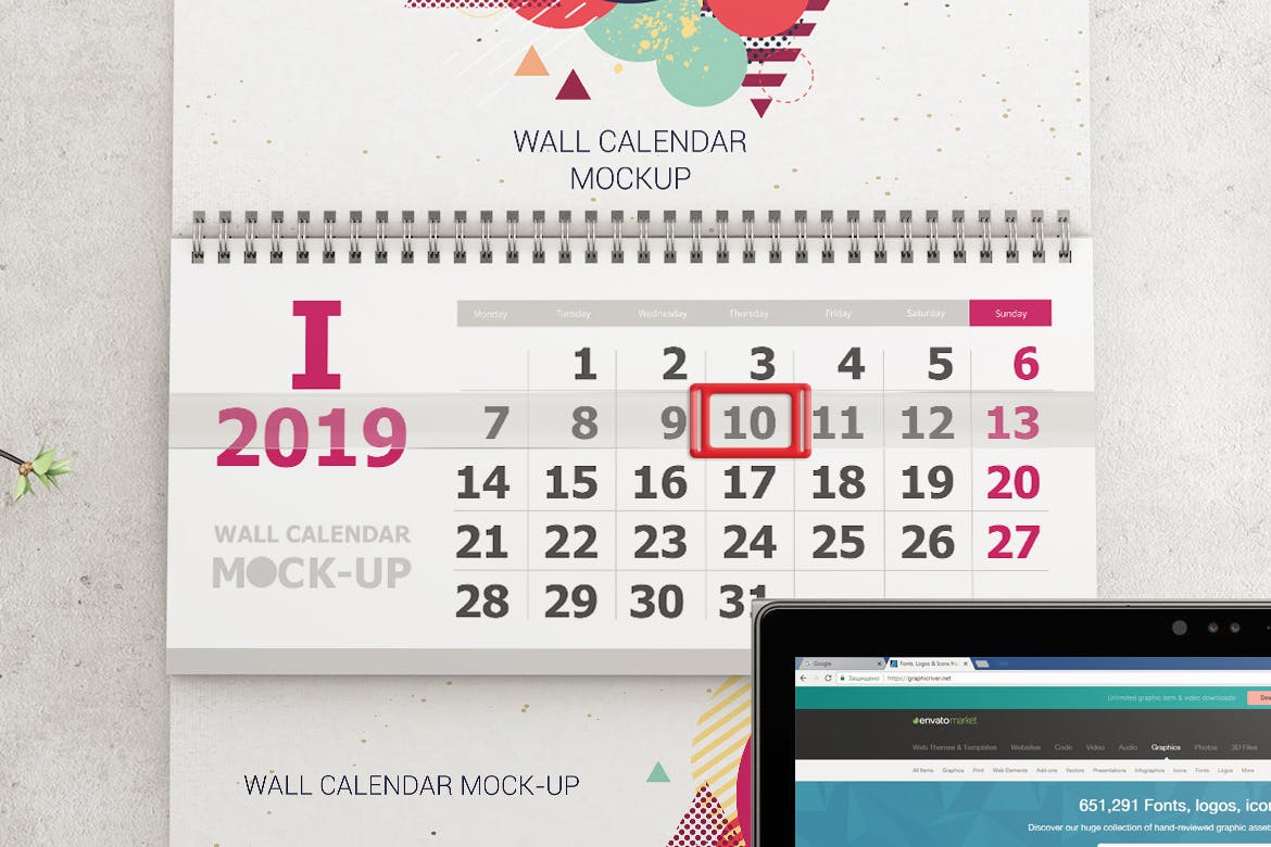 新鲜的挂历年历设计场景展示样机下载wall calendar