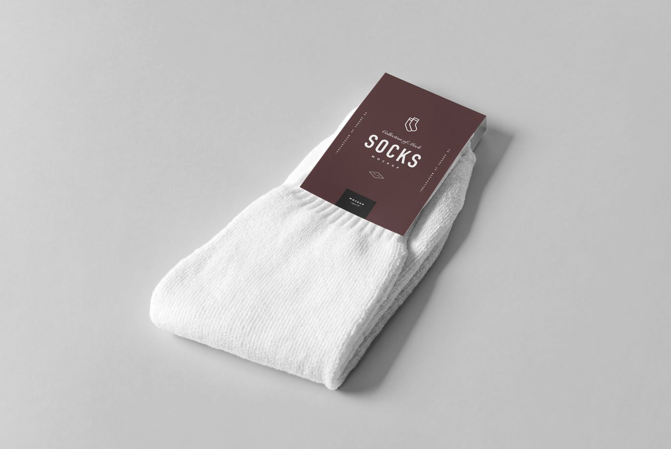 时尚高端的逼真质感的袜子包装设计socks-package-