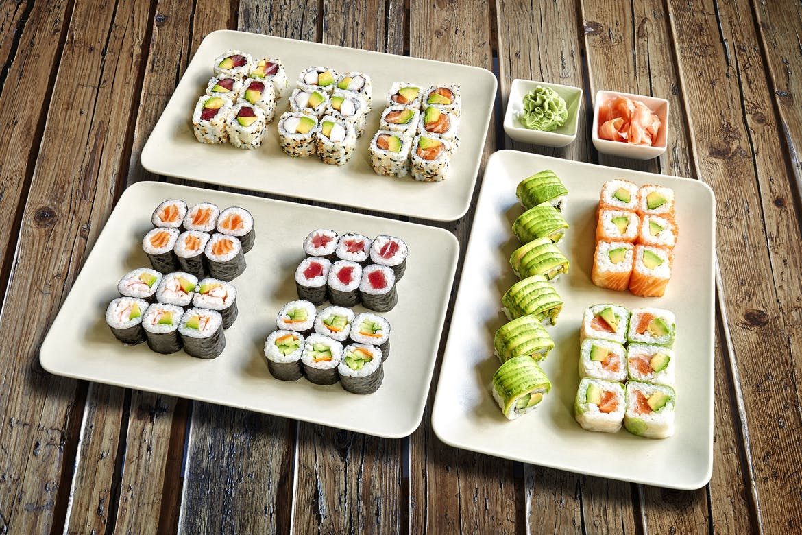 日本料理寿司VI样机展示模型 sushis-maki-per