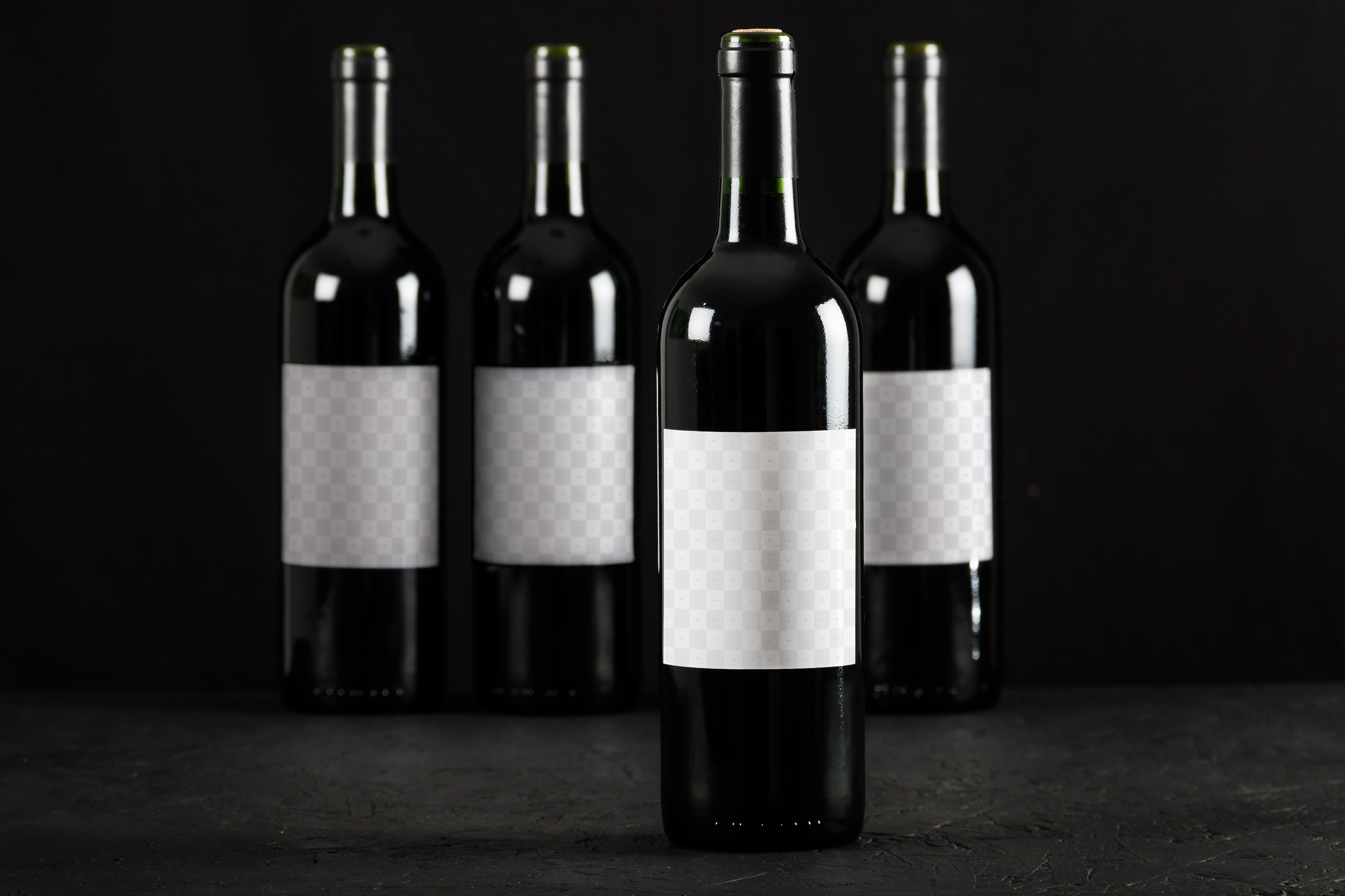 白色酒瓶样机素材 Wine Bottle Mockup 03