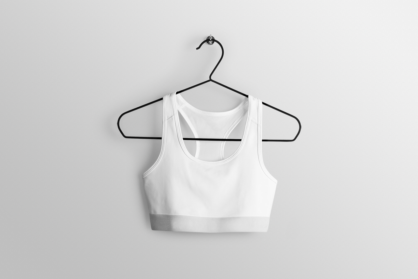 女式超短运动文胸Bra瑜伽上衣装设计品牌提案样机PSD模板
