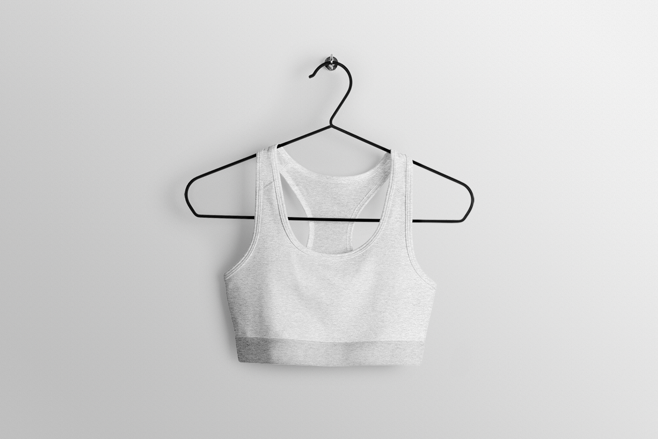女式超短运动文胸Bra瑜伽上衣装设计品牌提案样机PSD模板