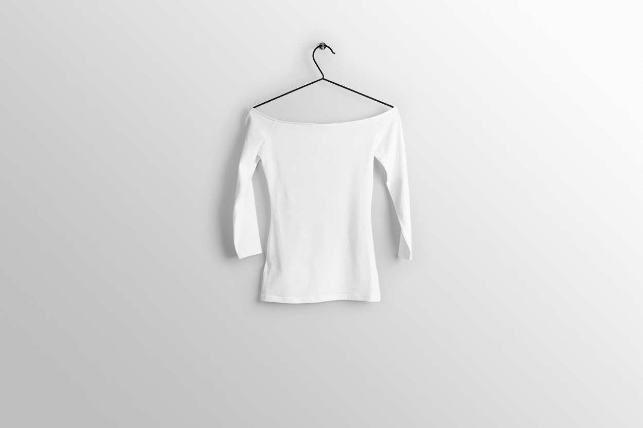 女士七分袖露肩性感T恤服饰设计品牌提案样机模板 Mockup