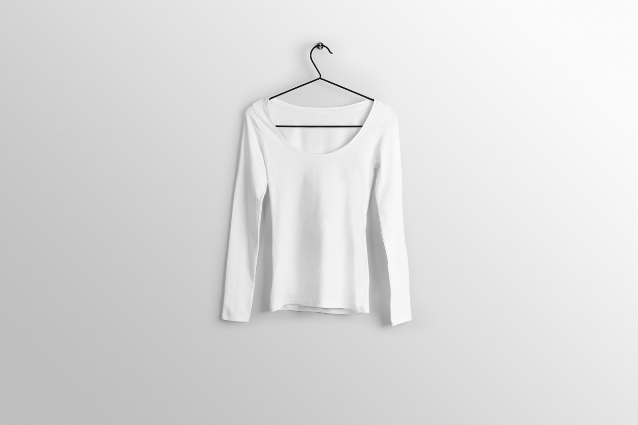 女士低圆领修身长袖T恤服装设计样机提案PSD模板 Mocku