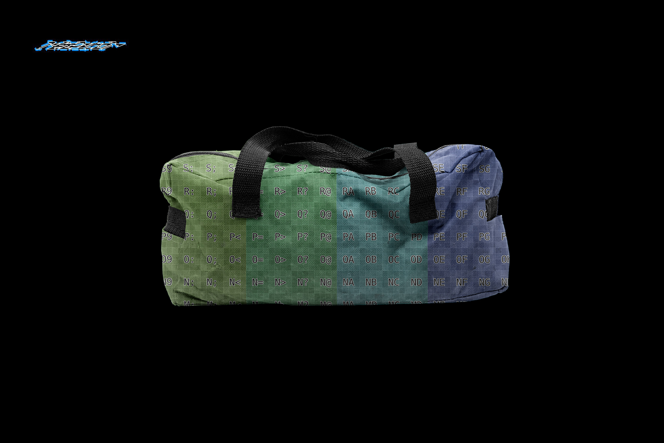 经典工具包旅行行李包设计展示样机模板 Blkmarket -