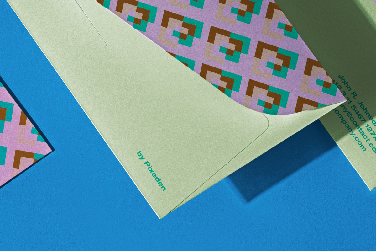信封信纸品牌VI设计展示样机PSD模板 Envelope P